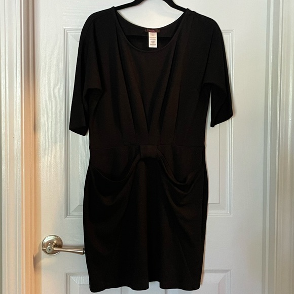 mark. Dresses & Skirts - Black dress
